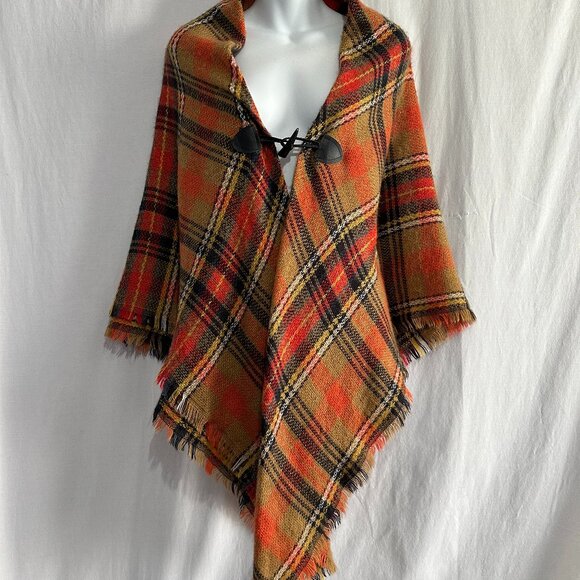 Cozy Plaid Blanket Poncho Wrap Shawl with Toggle Closure -fall winter - Picture 1 of 3